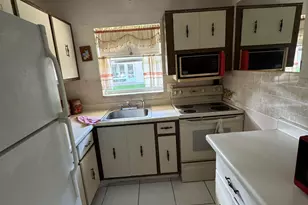 632 E Snug Harbor Dr, Boynton Beach, FL 33435 - Photo 8