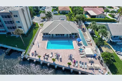 632 E Snug Harbor Drive #D2, Boynton Beach, FL 33435 - Photo 2