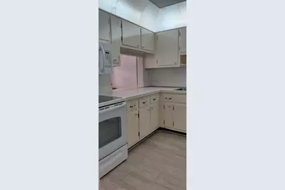 2616 Garden Drive N #303, Lake Worth Beach, FL 33461 - Photo 2