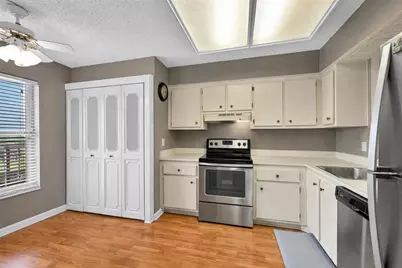 4570 NW 18th Avenue #604, Deerfield Beach, FL 33064 - Photo 2
