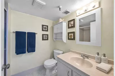 4570 NW 18th Avenue #604, Deerfield Beach, FL 33064 - Photo 10