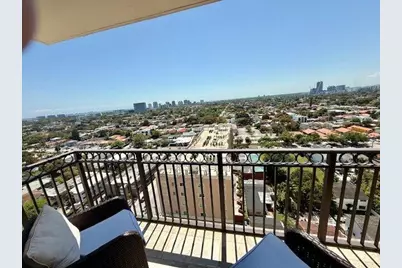 3232 Coral Way #1601, Miami, FL 33145 - Photo 12