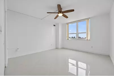 3232 Coral Way #1601, Miami, FL 33145 - Photo 14