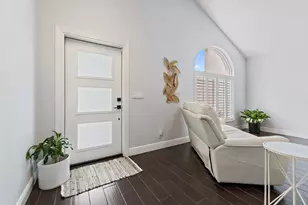 463 Woodview Cir, Palm Beach Gardens, FL 33418 - Photo 10