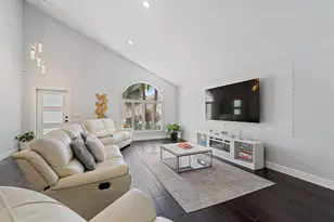 463 Woodview Cir, Palm Beach Gardens, FL 33418 - Photo 12