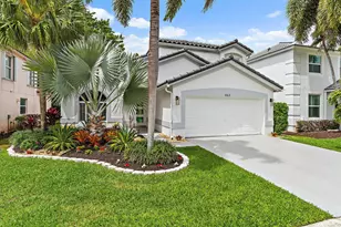 463 Woodview Cir, Palm Beach Gardens, FL 33418 - Photo 2