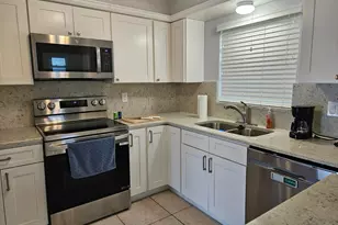 1621 Seaway Dr, Fort Pierce, FL 34949 - Photo 6