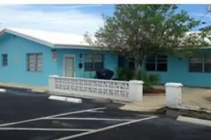 1102 SE 3rd St, Deerfield Beach, FL 33441 - Photo 1