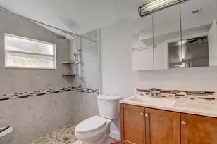 612 Hibiscus Dr, Royal Palm Beach, FL 33411 - Photo 8