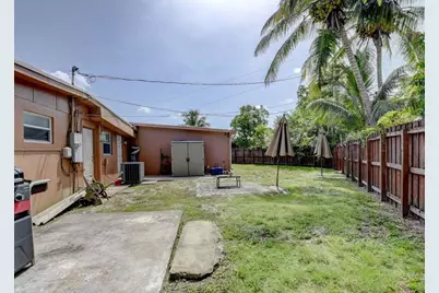 612 Hibiscus Drive, Royal Palm Beach, FL 33411 - Photo 20