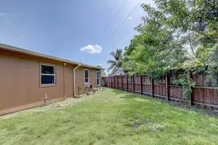 612 Hibiscus Dr, Royal Palm Beach, FL 33411 - Photo 18