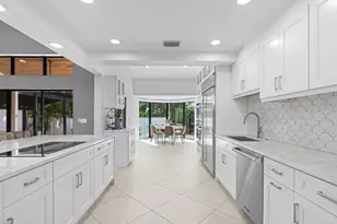 1050 Brooks Ln, Delray Beach, FL 33483 - Photo 6