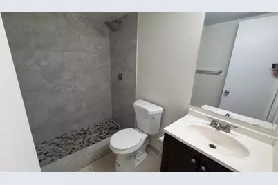 5174 NE 6th Avenue #514, Oakland Park, FL 33334 - Photo 4