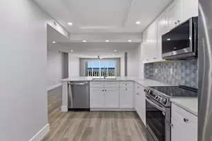 1012 N Ocean Blvd, Pompano Beach, FL 33062 - Photo 12