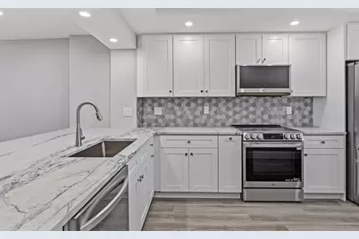 1012 N Ocean Boulevard #202, Pompano Beach, FL 33062 - Photo 10