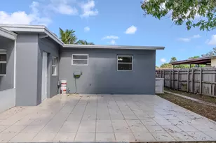 320 N 69th Way, Hollywood, FL 33024 - Photo 38