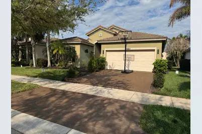 9980 SW Stonegate Drive, Port Saint Lucie, FL 34987 - Photo 2