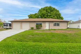 549 SW Buswell Ave, Port Saint Lucie, FL 34983 - Photo 2