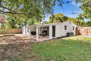 2192 Bonnie Dr, West Palm Beach, FL 33415 - Photo 48