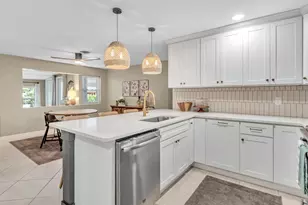 2192 Bonnie Dr, West Palm Beach, FL 33415 - Photo 20