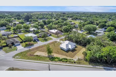 3393 NW 38th Avenue, Okeechobee, FL 34972 - Photo 1