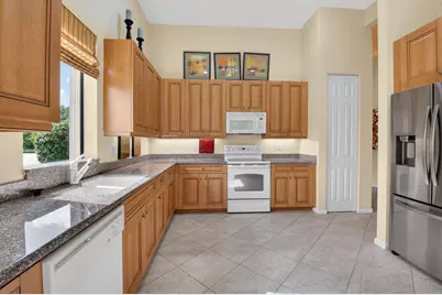 9571 Isles Cay Drive, Delray Beach, FL 33446 - Photo 14