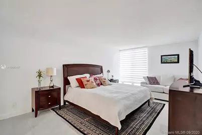 1350 River Reach Drive #115, Fort Lauderdale, FL 33315 - Photo 8