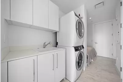 15701 Collins Avenue, North Miami Beach, FL 33160 - Photo 32