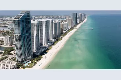 15701 Collins Avenue, North Miami Beach, FL 33160 - Photo 36