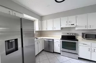 504 Shoreview Dr, Greenacres, FL 33463 - Photo 12