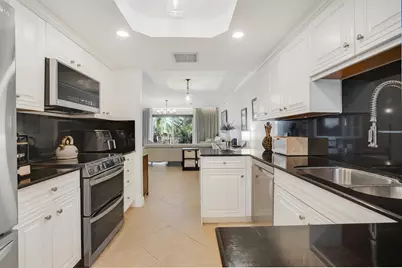 1111 E Las Olas Boulevard #410, Fort Lauderdale, FL 33301 - Photo 14