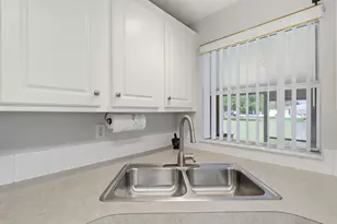 2808 Slice Ct, Port Saint Lucie, FL 34952 - Photo 12