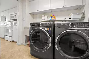 1900 Consulate Pl, West Palm Beach, FL 33401 - Photo 8