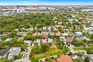 1004 SE 11th St, Fort Lauderdale, FL 33316 - Photo 2