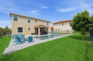 1096 Sterling Pine Pl, Loxahatchee, FL 33470 - Photo 2