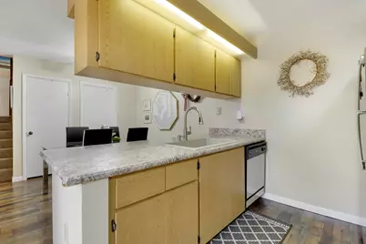 6645 66th Way, West Palm Beach, FL 33409 - Photo 6
