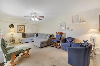 6645 66th Way, West Palm Beach, FL 33409 - Photo 12