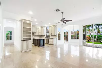 257 Spoonbill Lane N, Jupiter, FL 33458 - Photo 2