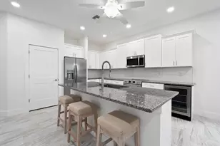 1004 SW 35th St, Palm City, FL 34990 - Photo 8