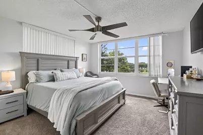 3001 W Rolling Hills Circle #501, Davie, FL 33328 - Photo 16