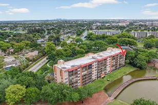 3001 W Rolling Hills Cir, Davie, FL 33328 - Photo 32