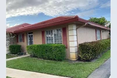 1473 SW 27th Avenue #1e, Boynton Beach, FL 33426 - Photo 2