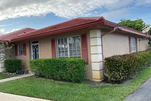 1473 SW 27th Ave, Boynton Beach, FL 33426 - Photo 2