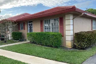 1473 SW 27th Ave, Boynton Beach, FL 33426 - Photo 1