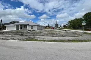 5315 NW Milner Dr, Port Saint Lucie, FL 34983 - Photo 2