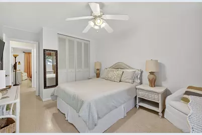 262 SE Monterey Avenue, Stuart, FL 34996 - Photo 16