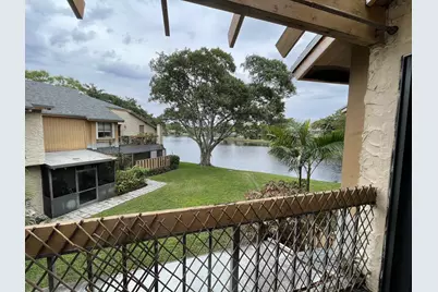 134 Wimbledon Lakes Drive, Plantation, FL 33324 - Photo 12