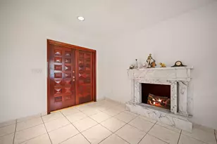 19340 SW 190th St, Miami, FL 33187 - Photo 8