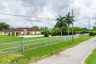 19340 SW 190th St, Miami, FL 33187 - Photo 40