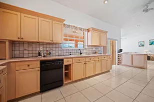 19340 SW 190th St, Miami, FL 33187 - Photo 22